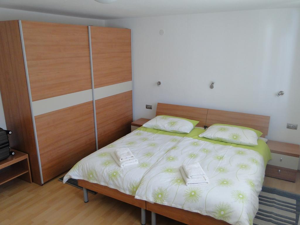 Apartma Jezero Most na Soči Eksteriør billede