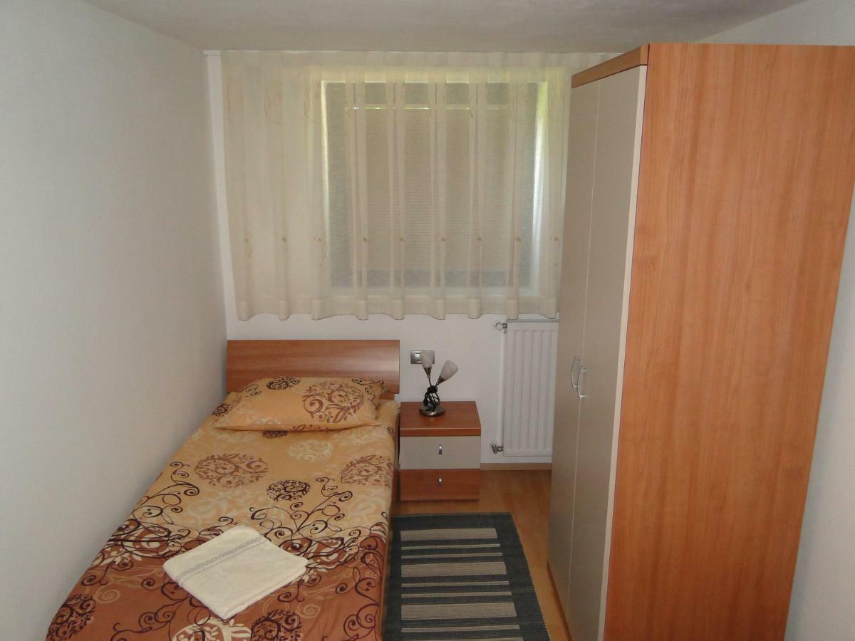 Apartma Jezero Most na Soči Eksteriør billede